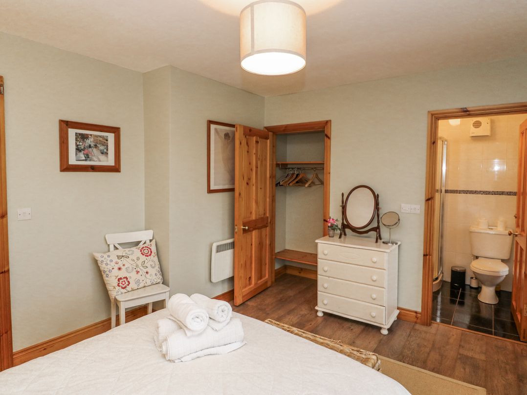 Lough Cluhir Cottage