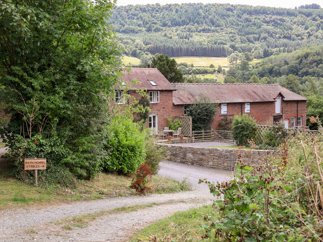 Bryn Howell Stables