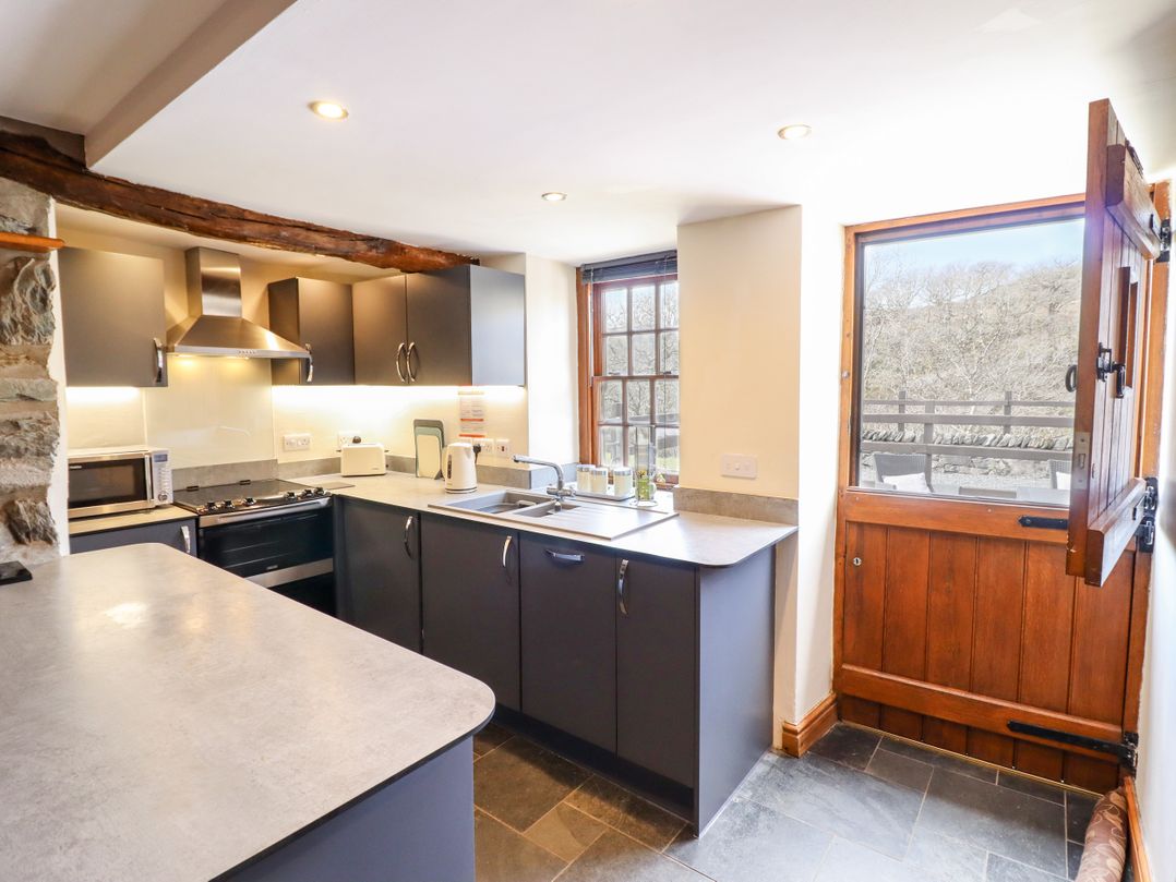 Cwm Yr Afon Cottage
