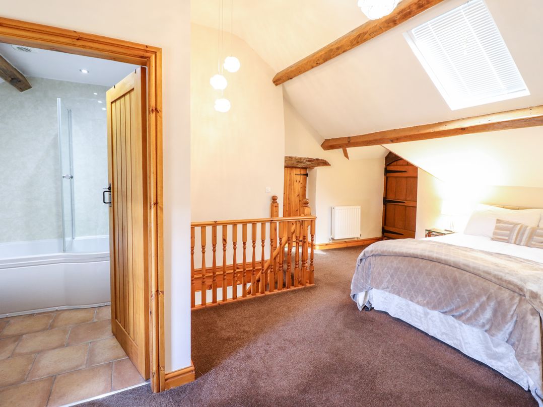 Cwm Yr Afon Cottage
