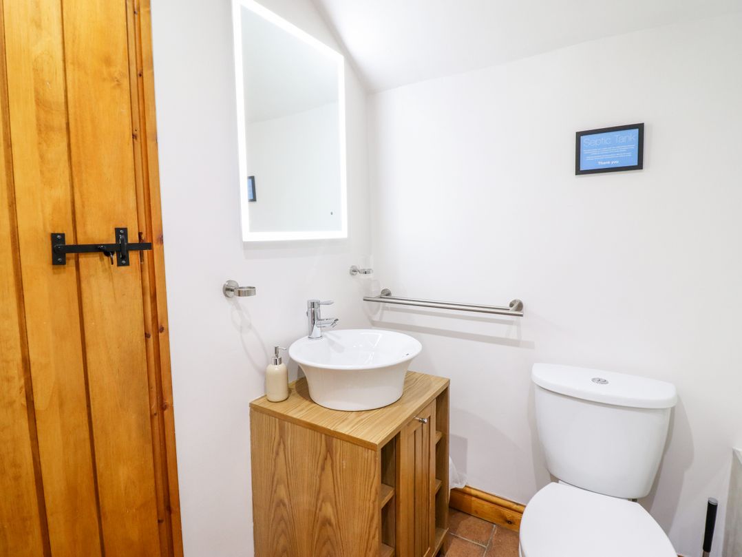 Cwm Yr Afon Cottage