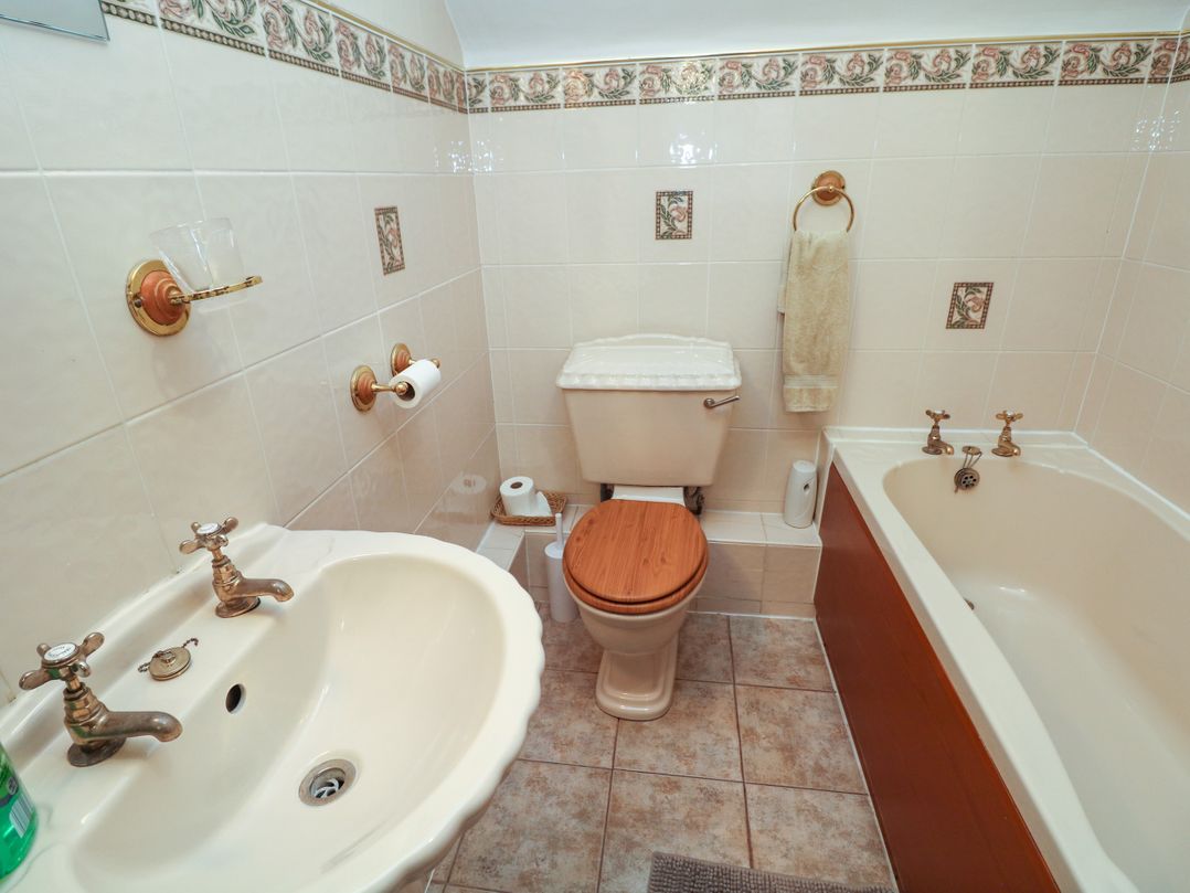 Downsdale Cottage