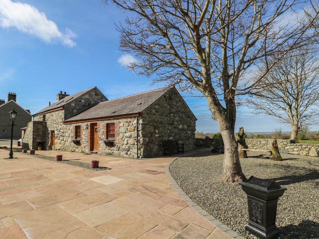 Poppy Cottage