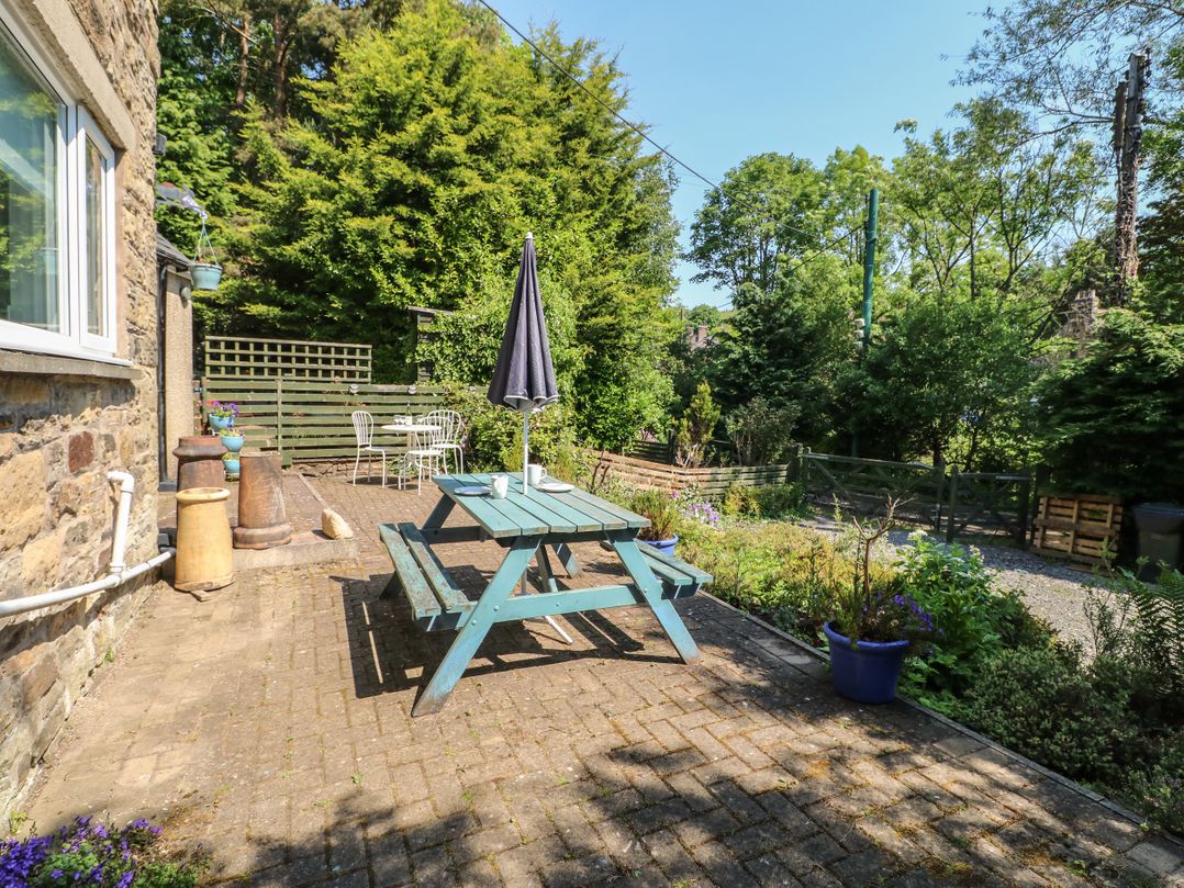 Hollie Cottage