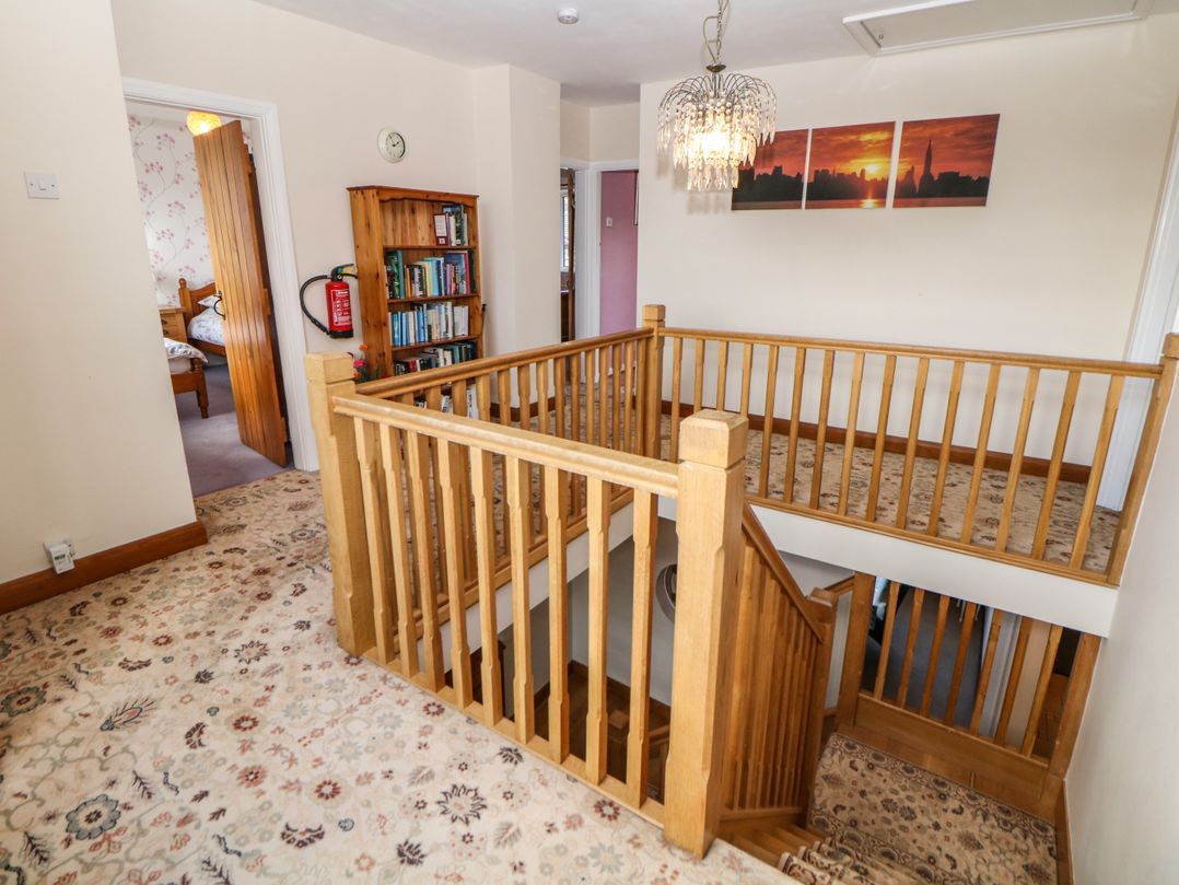 Lower Lane House
