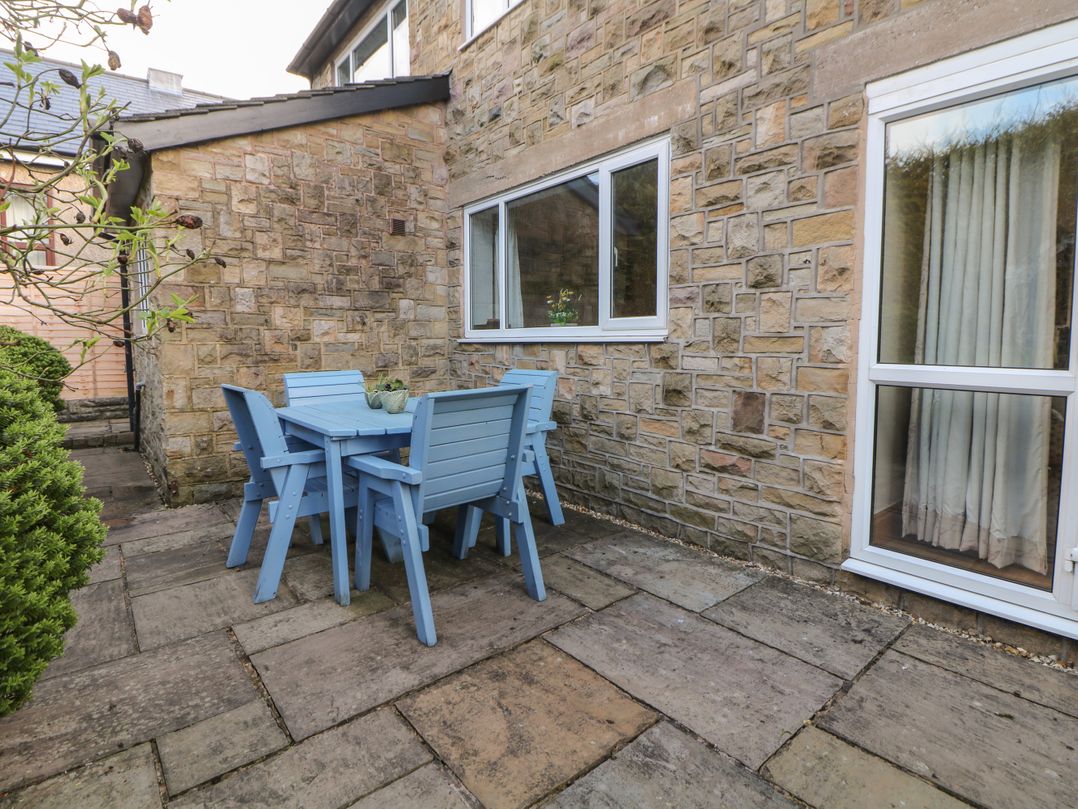 Lower Lane House