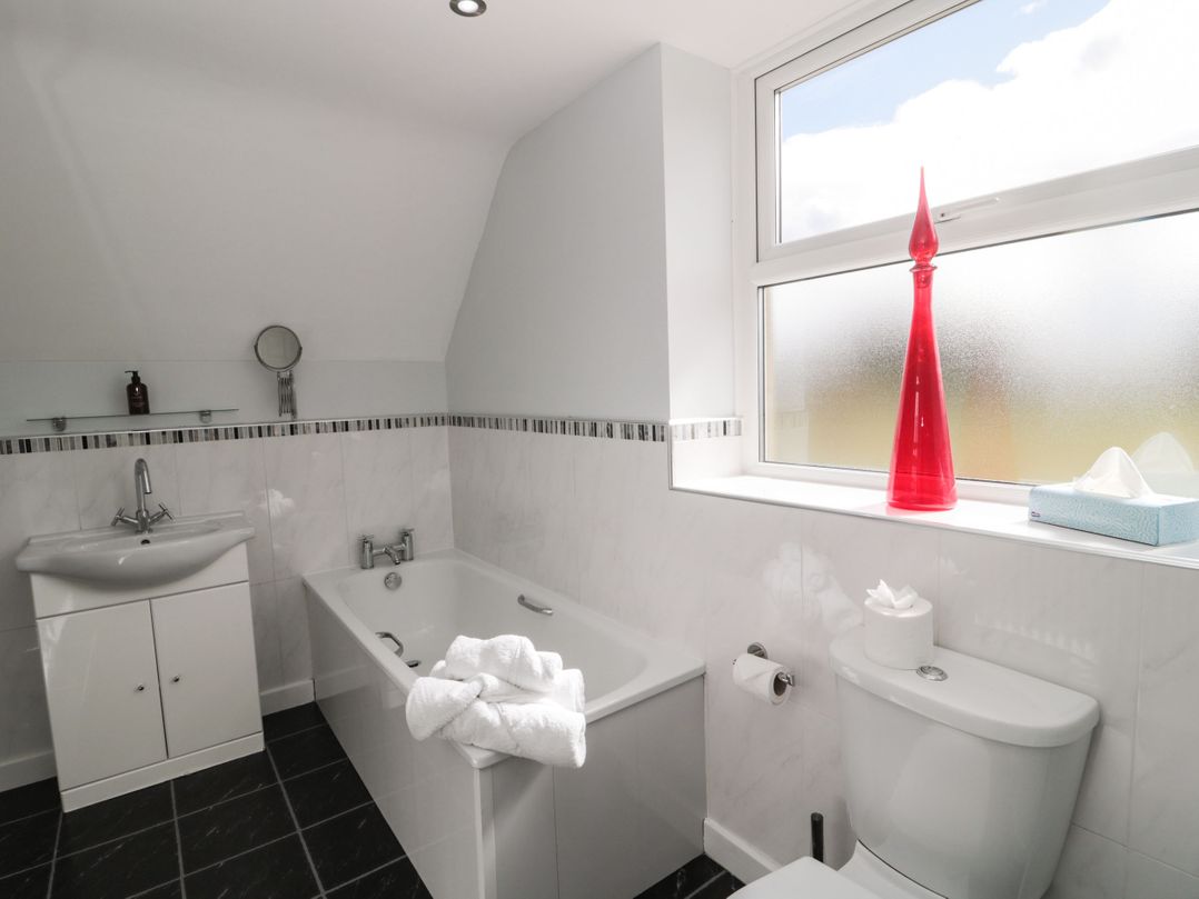 Butterchurn Apartment