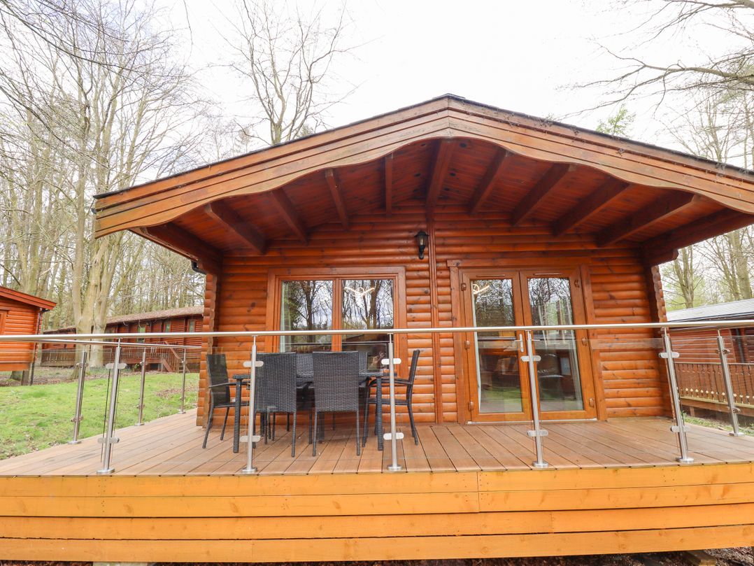 Kenwick Woods Lodge