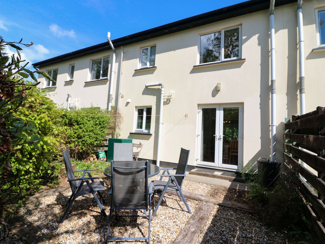 No. 4 Lansdowne Village