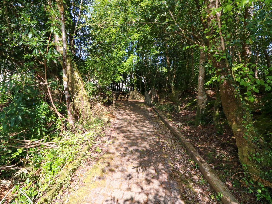 No. 4 Lansdowne Village
