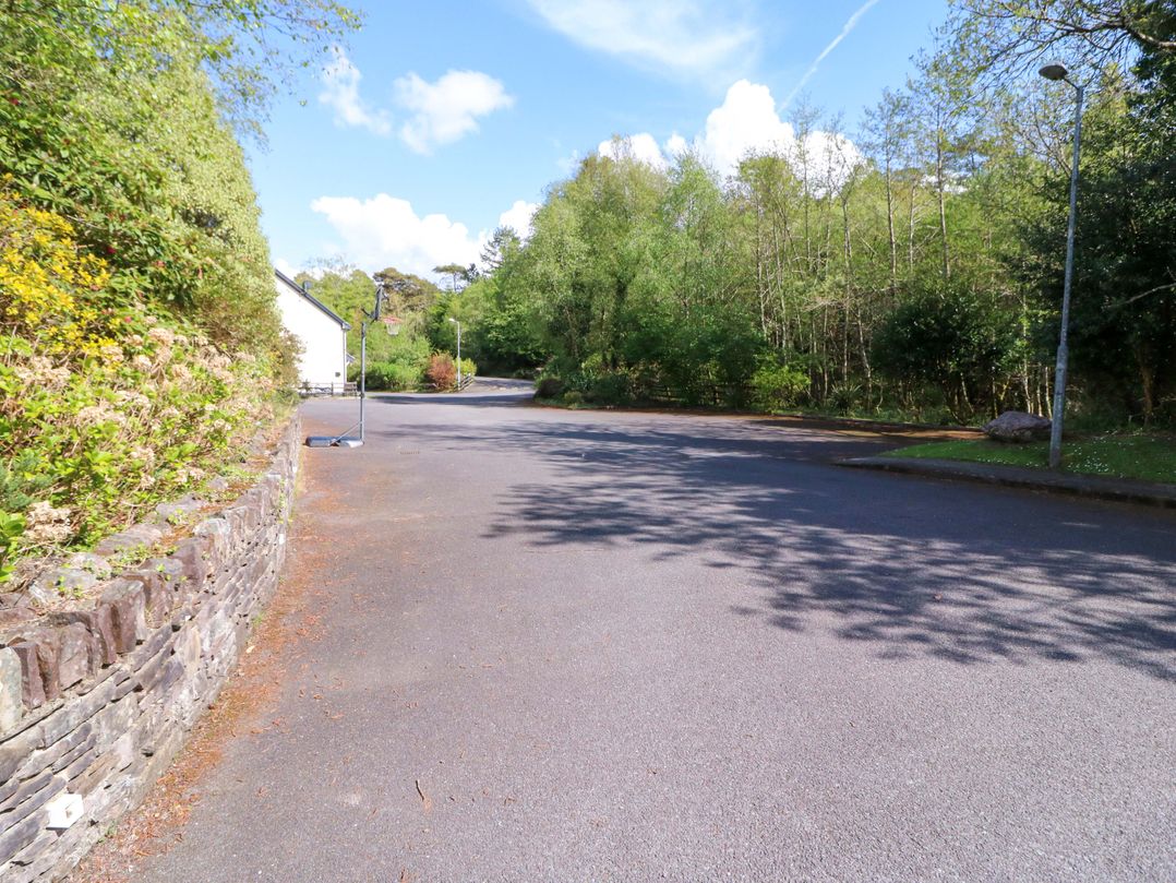 No. 4 Lansdowne Village
