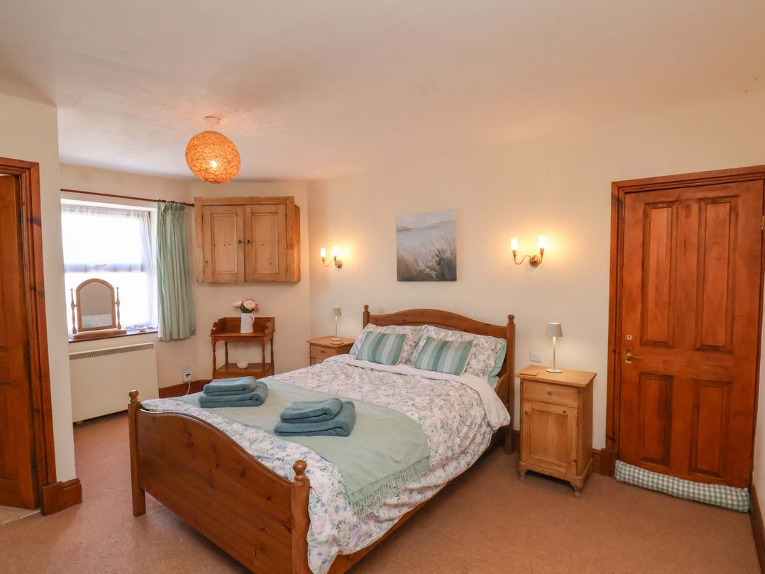 4 Cliff Cottages