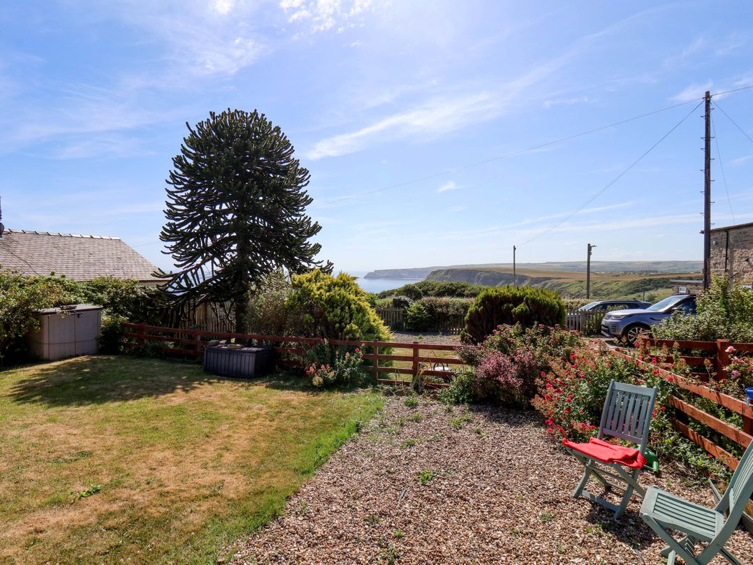 4 Cliff Cottages