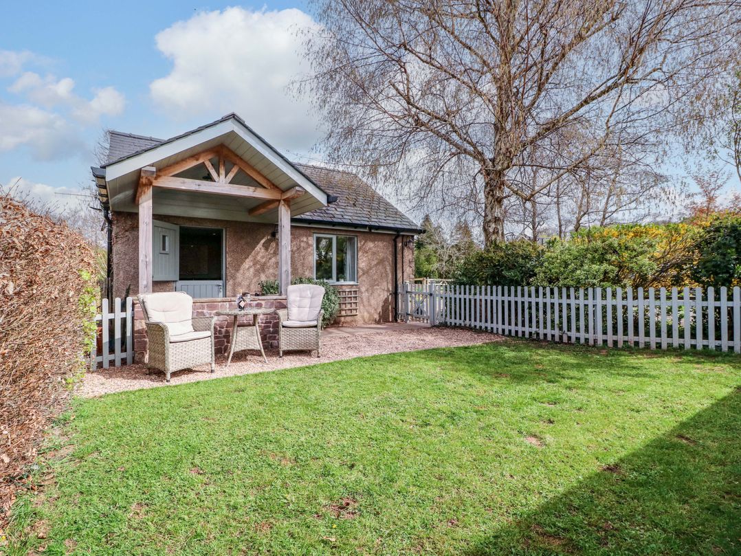 The Lodge, Lower Trefedw