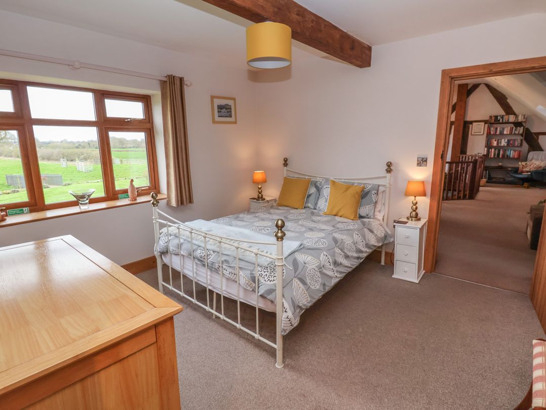 Lake View Cottage