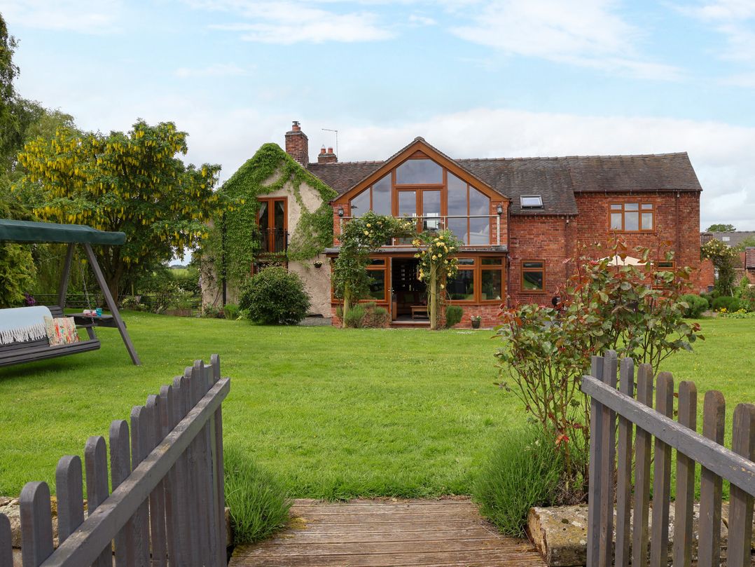 Lake View Cottage