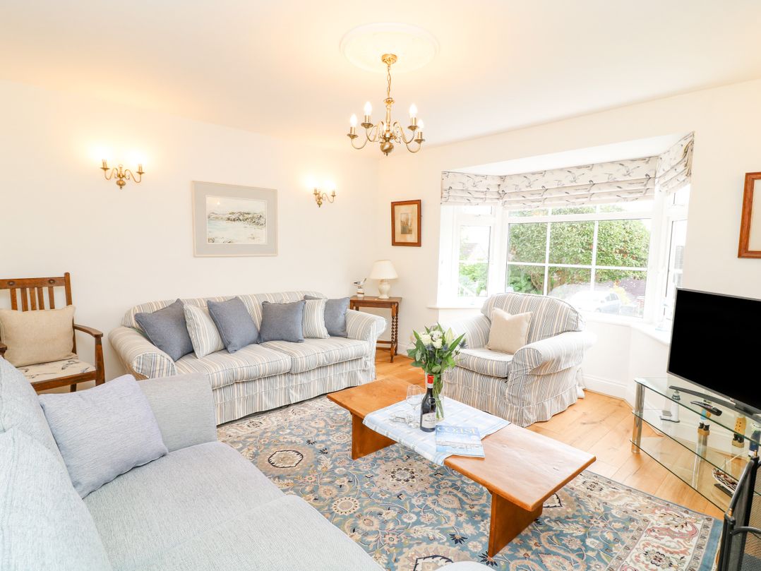 Marine Cottage