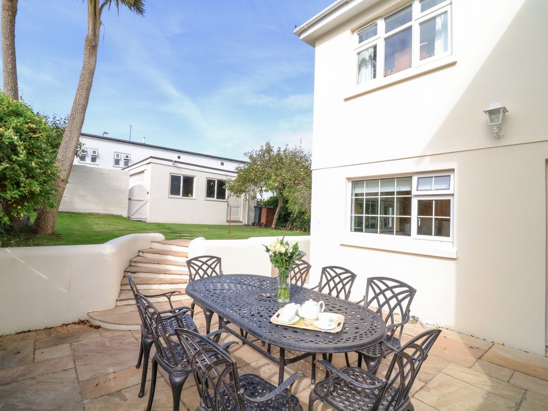 Marine Cottage