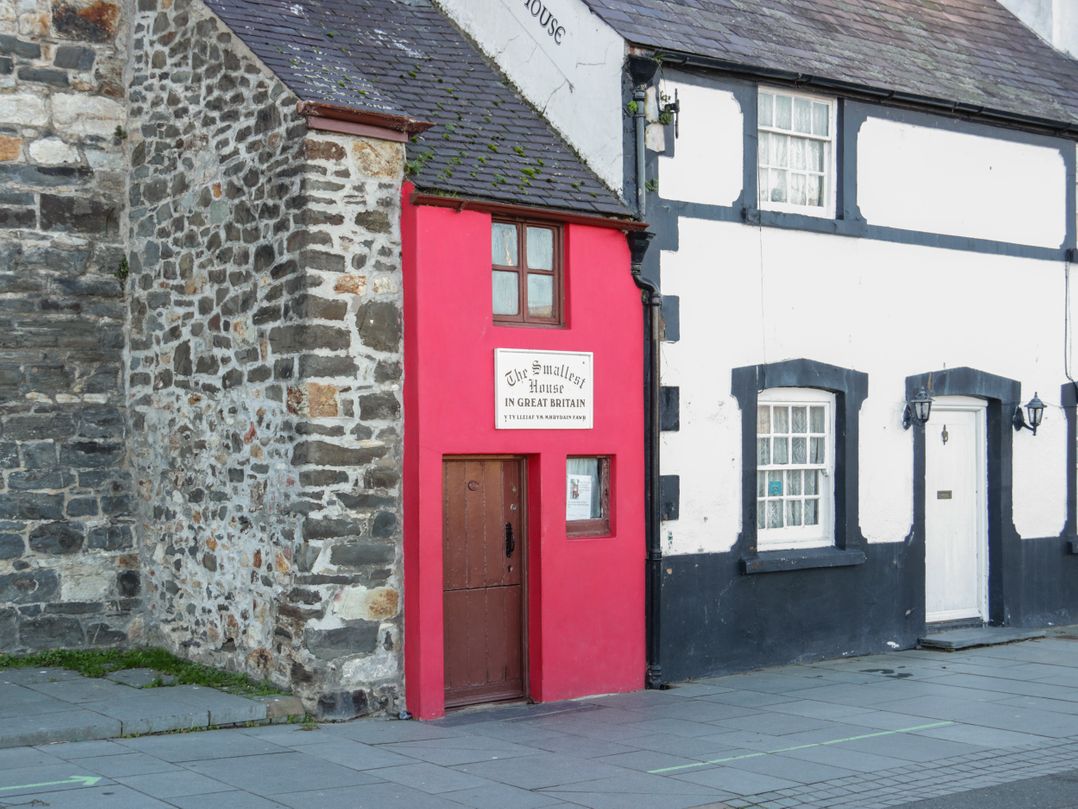 50A  Lloyd Street West