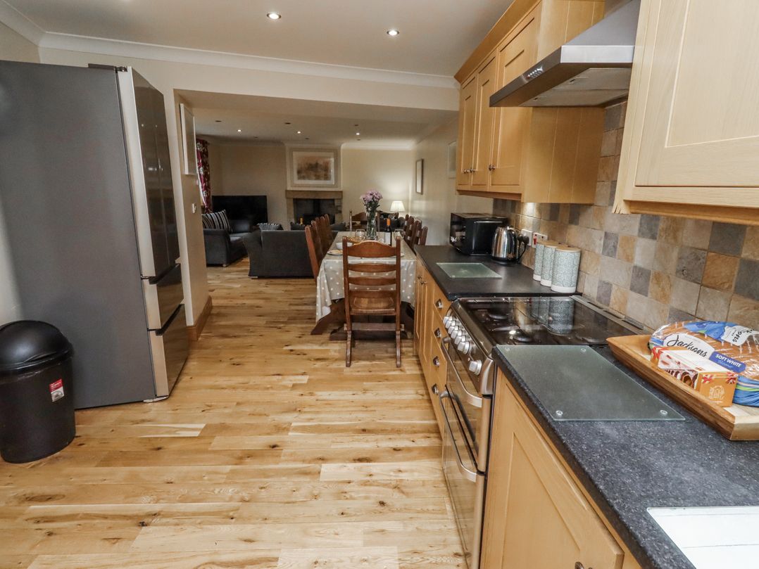 High Hemmel House