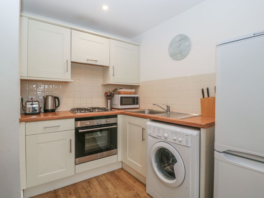 6 Malthouse Court