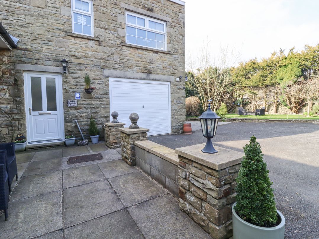Foxholes Lodge