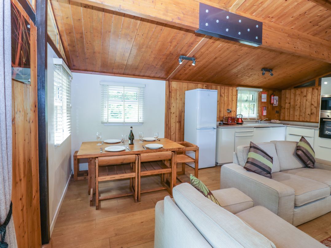 Ash Lodge