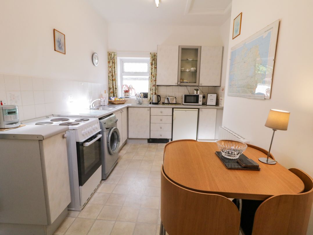Hallmount Cottage