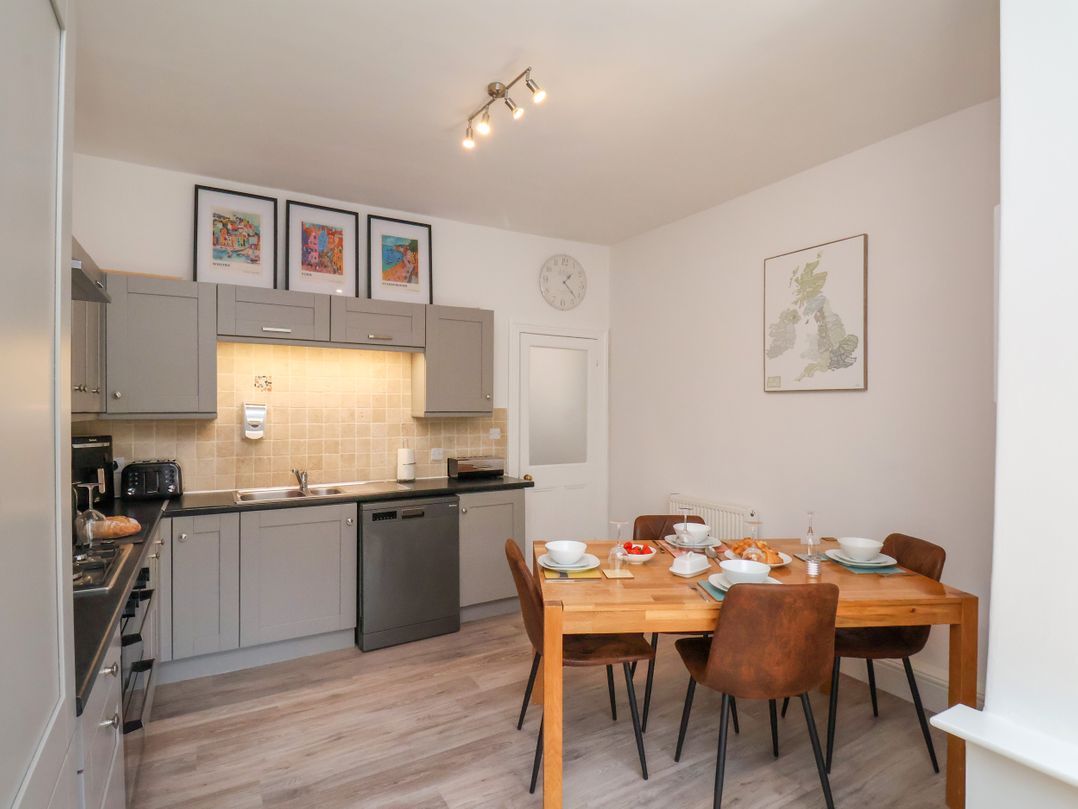 1 Roxby Terrace