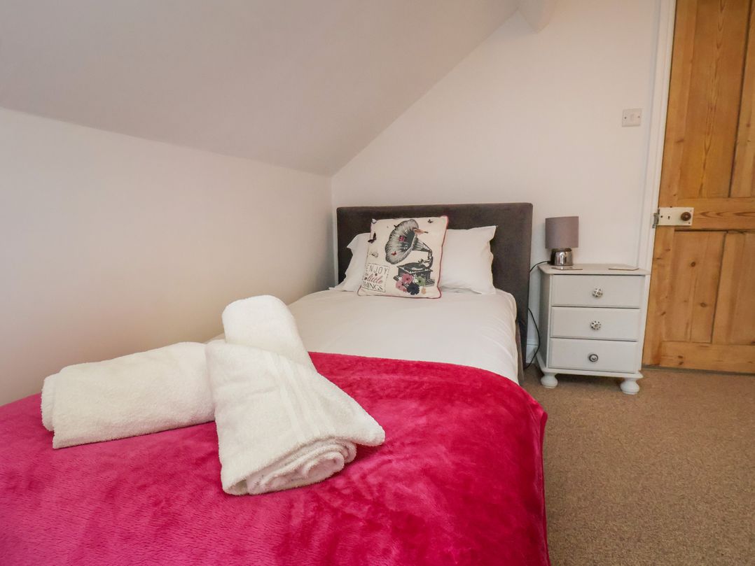 1 Roxby Terrace
