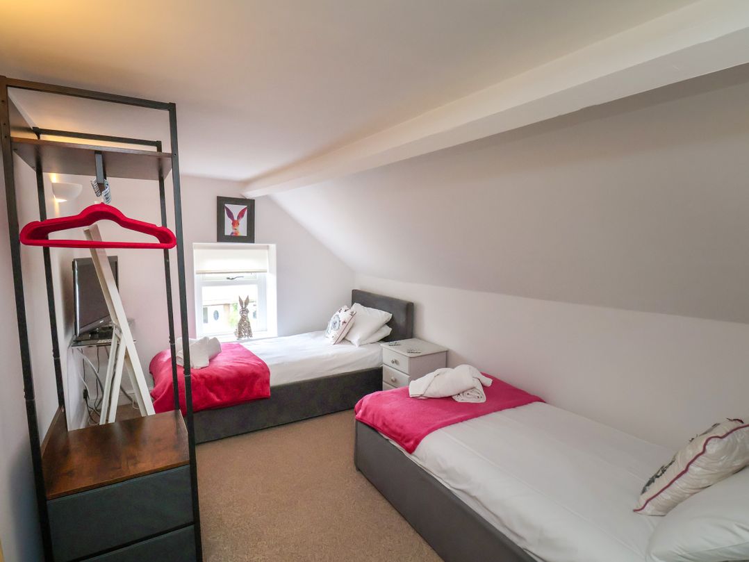 1 Roxby Terrace