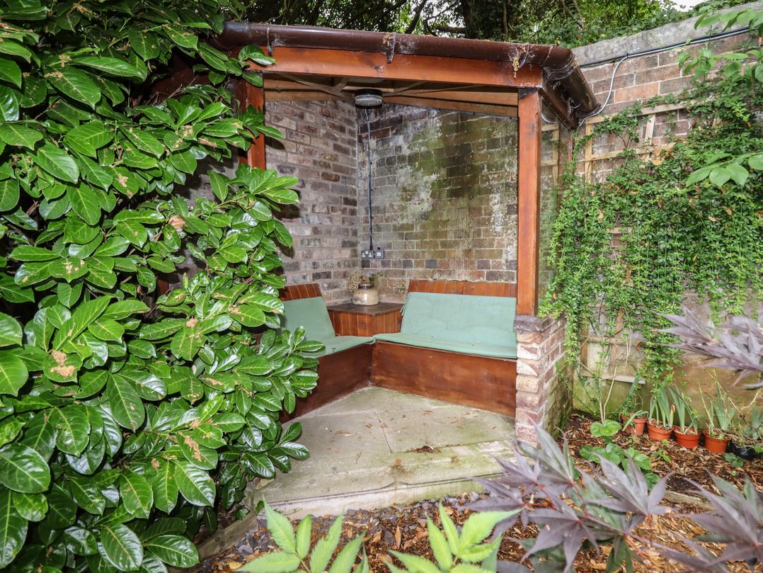 Cedar Gardens