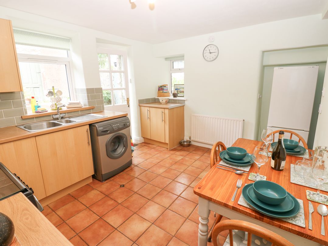 Corner Cottage