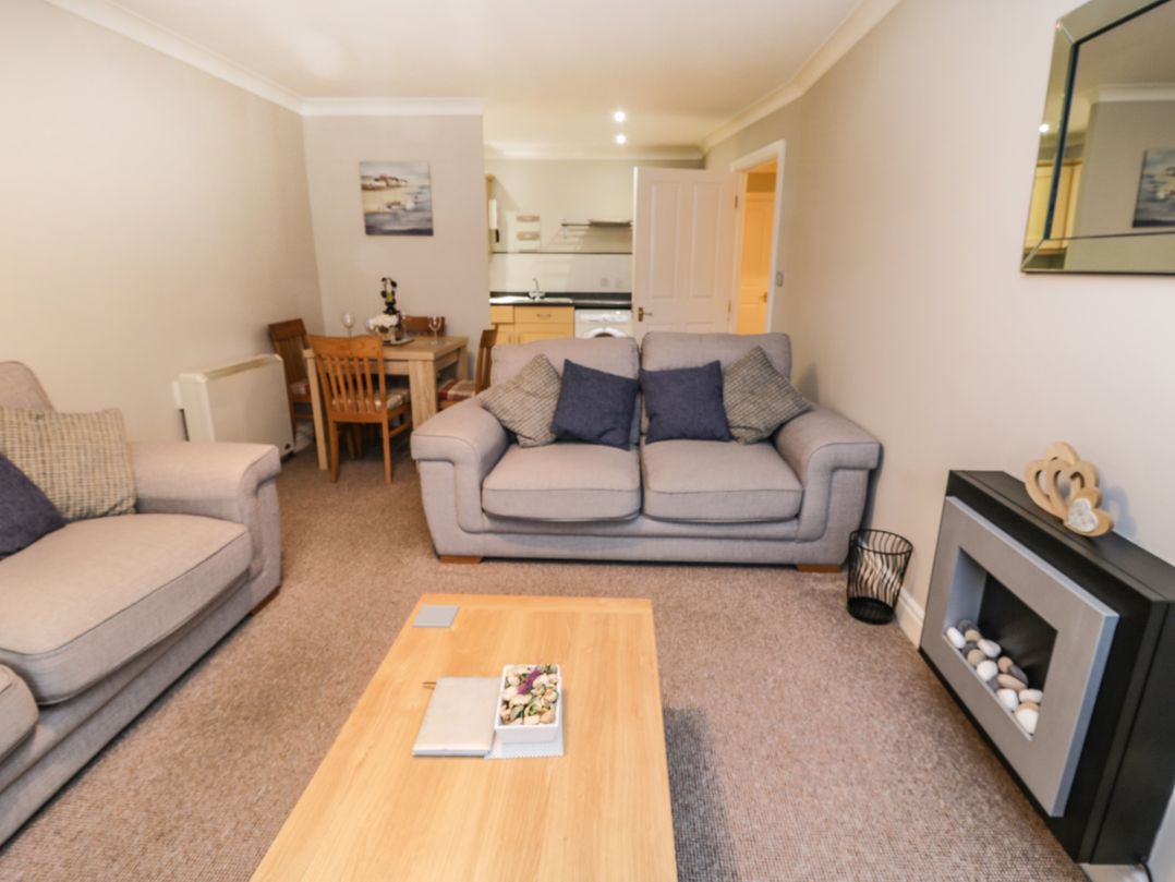 Anchors Down in Whitby, North Yorkshire Cottages & Lodges