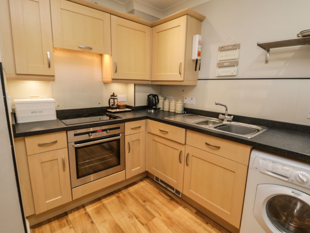 Anchors Down in Whitby, North Yorkshire Cottages & Lodges