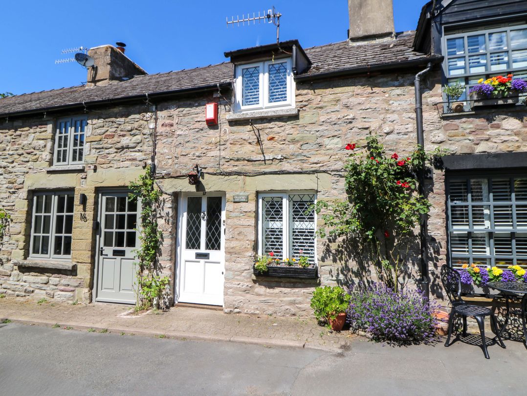 Chancery Cottage, Hay-on-Wye - Sleeps 4 guests