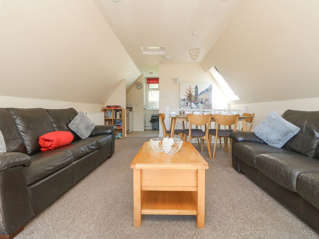 Honeycombe Lodge
