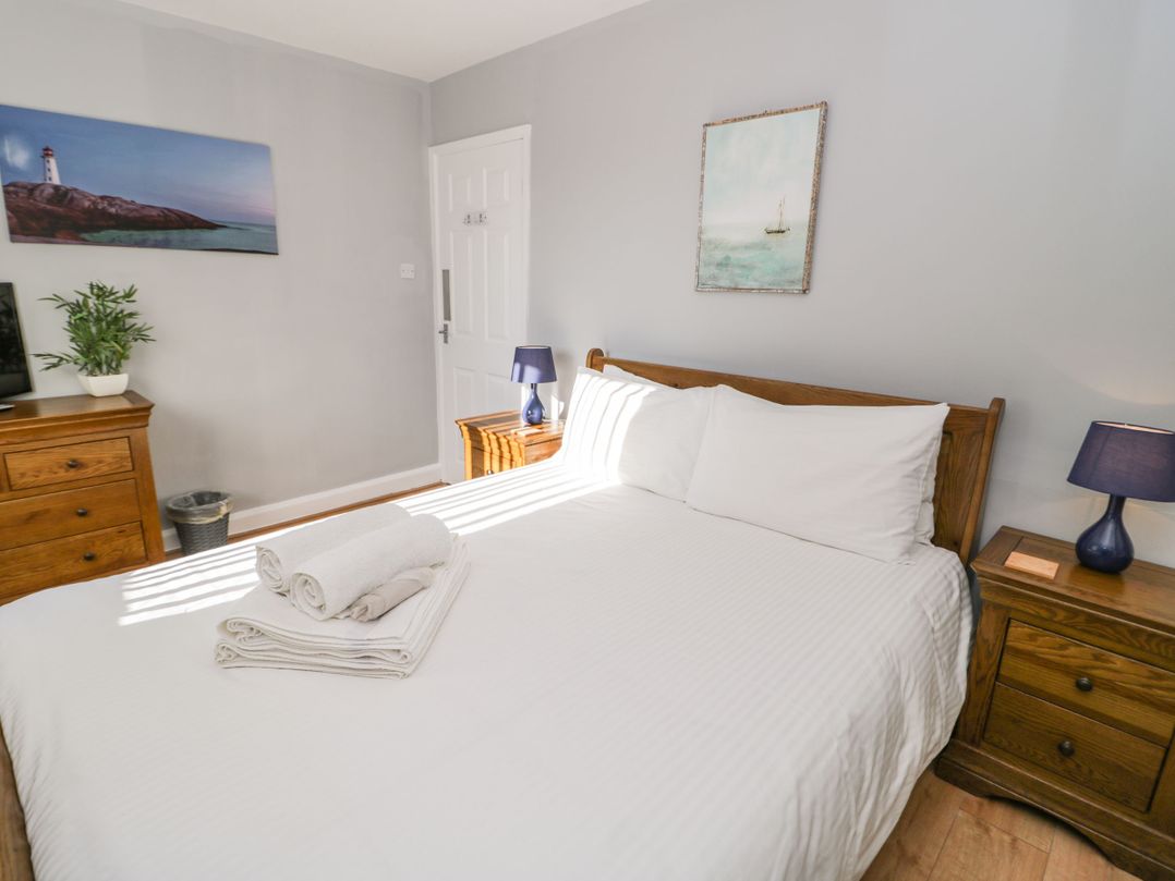Beach House (Ty Traeth)