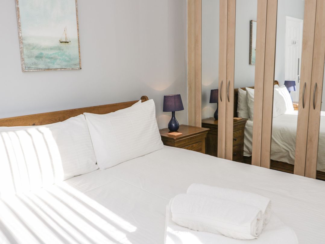 Beach House (Ty Traeth)