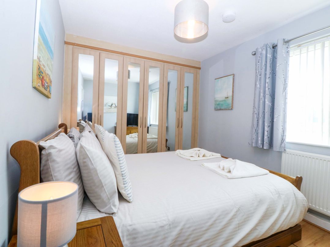 Beach House (Ty Traeth)