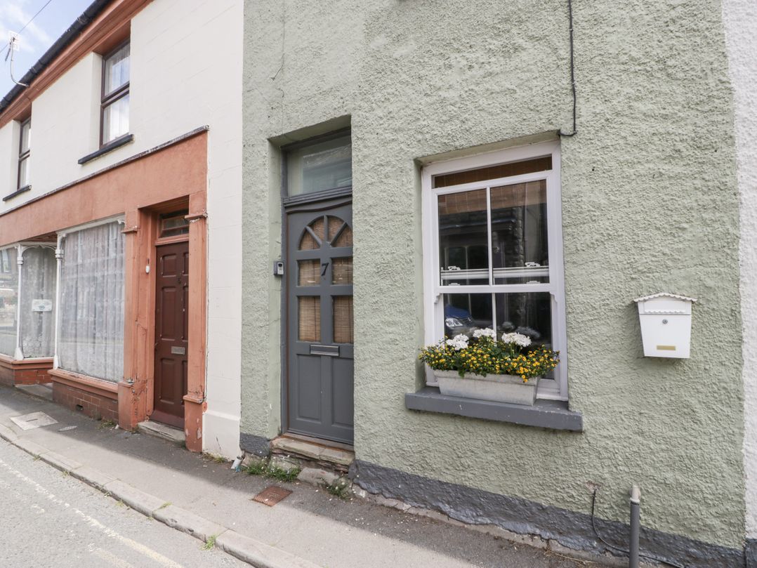 7 Bell Street