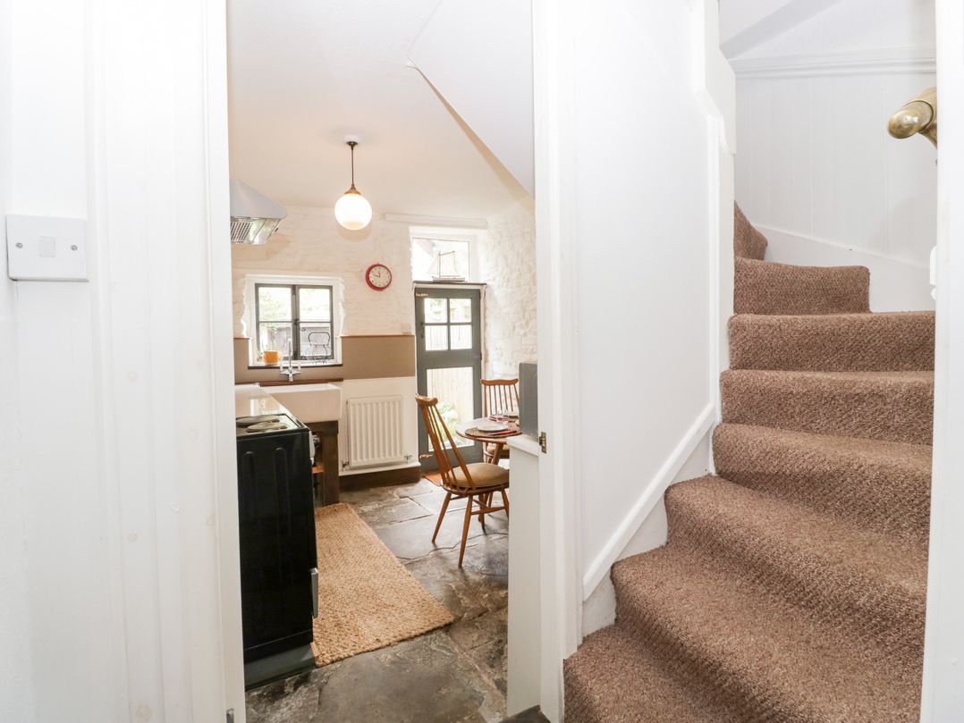 7 Bell Street