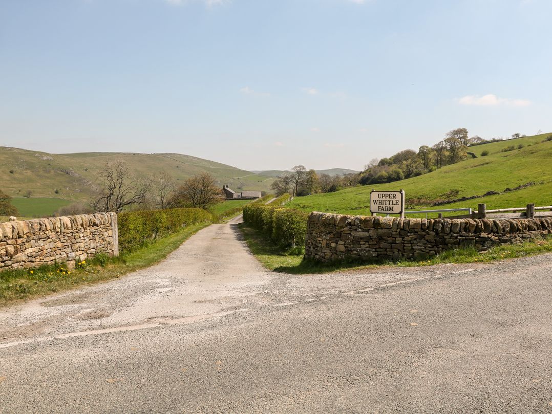 Curlew in Longnor, Derbyshire | Cottages & Lodges