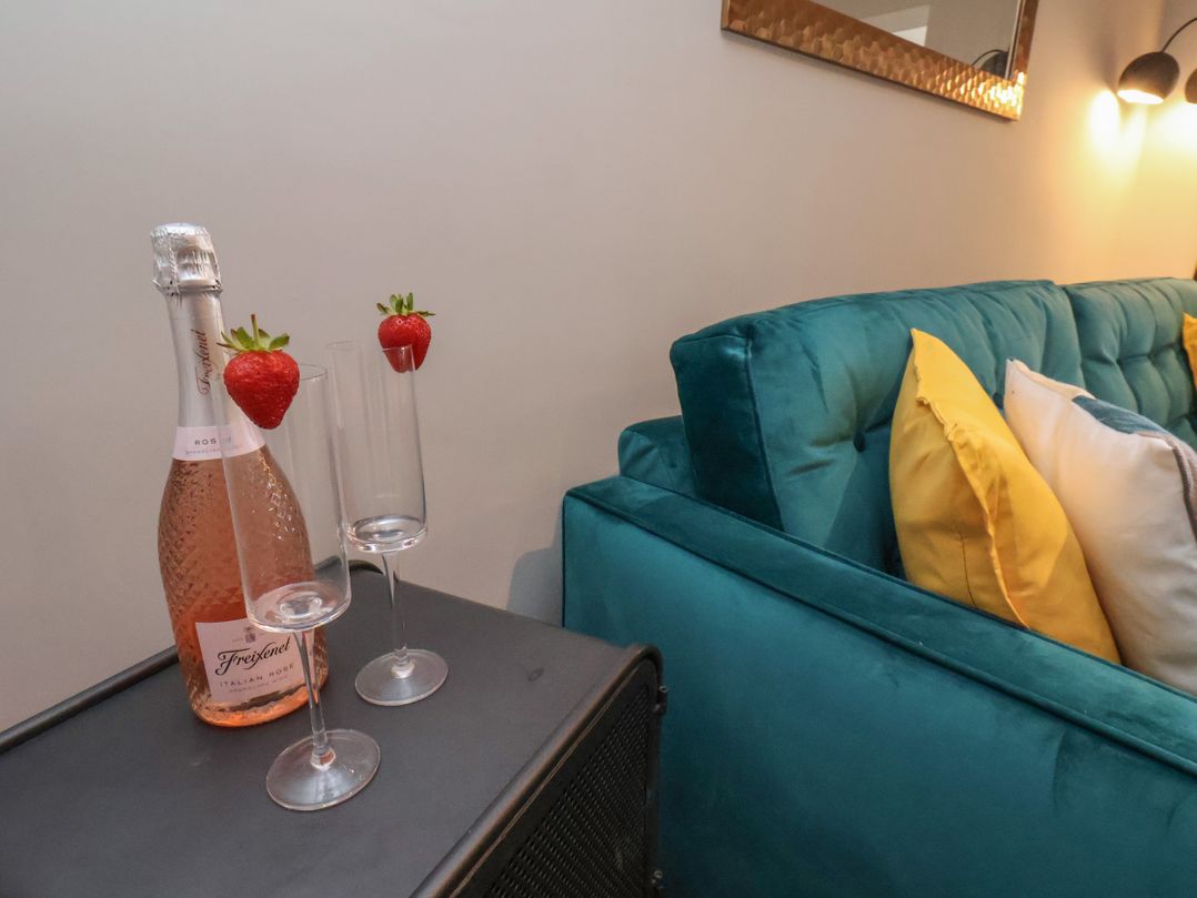 Apt 1 @ Hunter's Quay