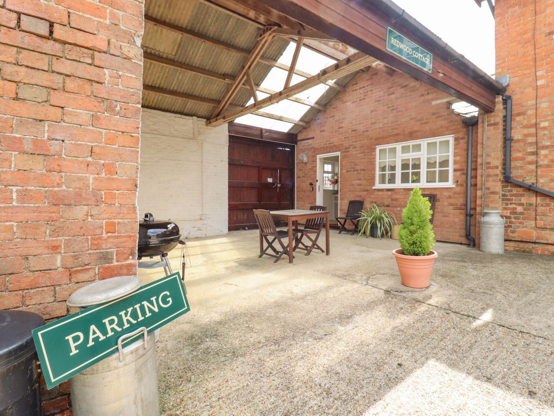 Redwood Cottage