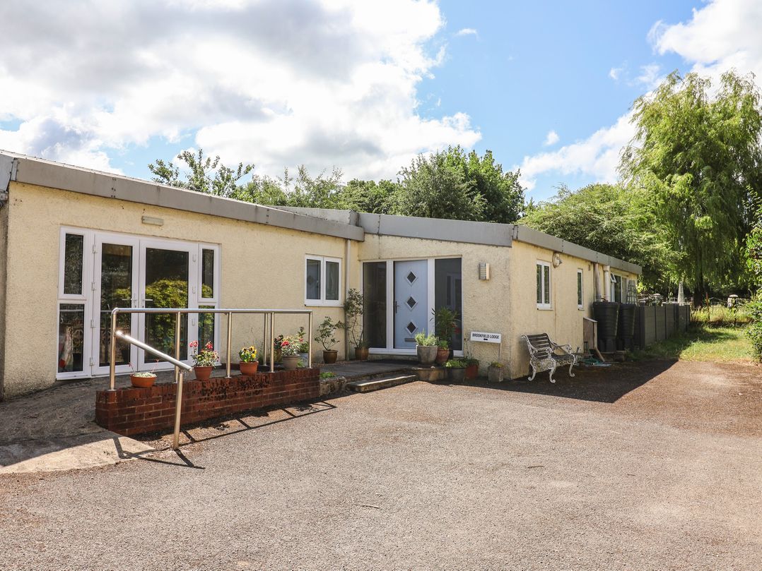 Dog friendly holiday cottage in Beaminster, sleeps 4