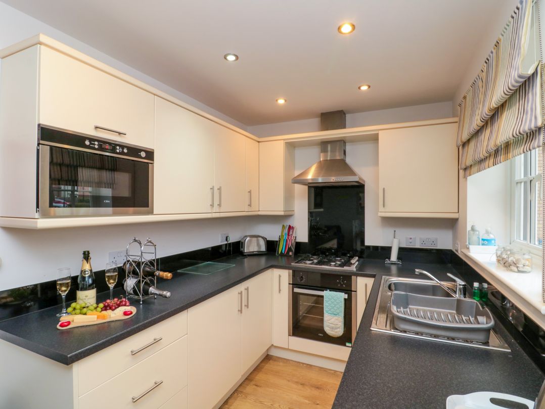 Dotty's Sunshine Cottage