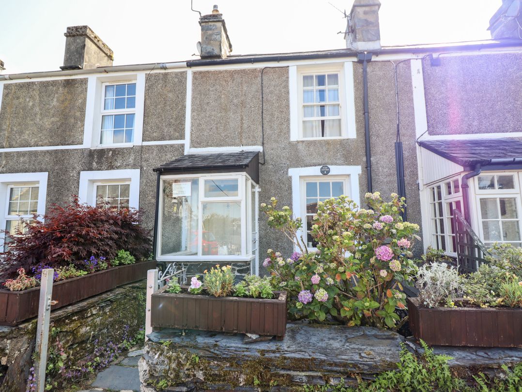 Pump Cottage, 8 Glyn Terrace