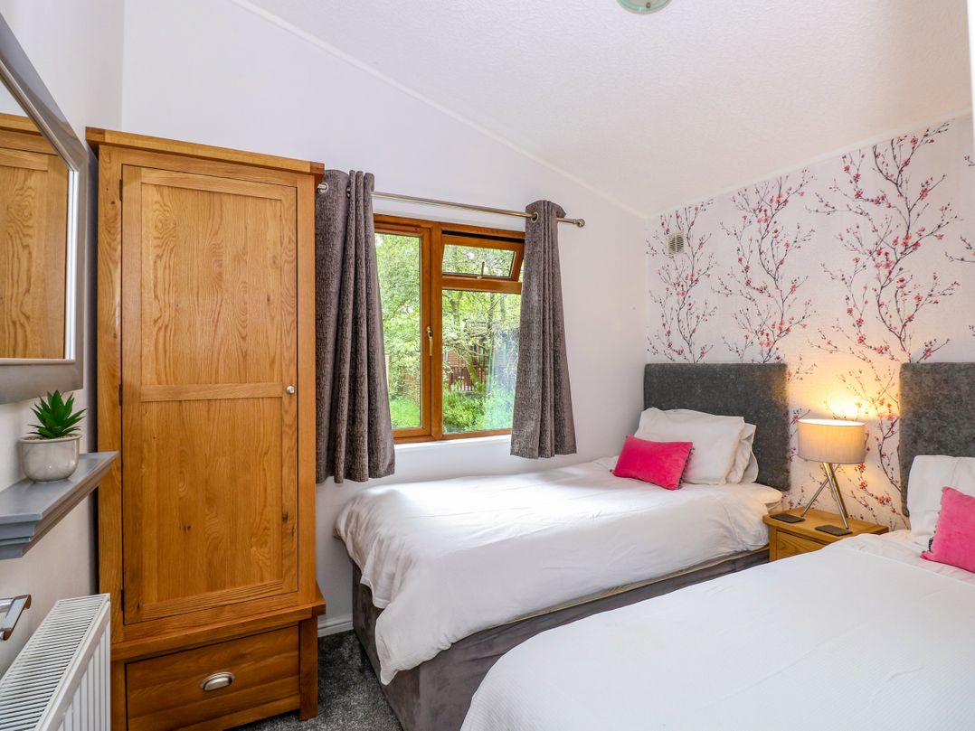 Footprints Lodge