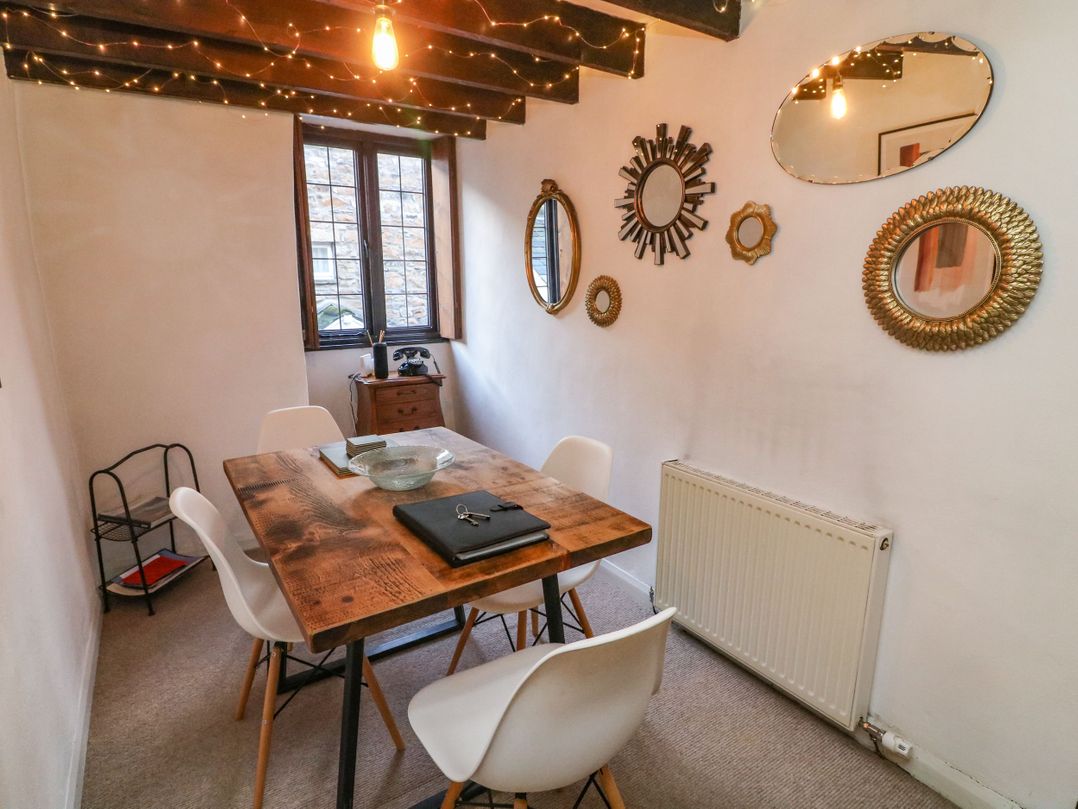 Courtyard Cottage